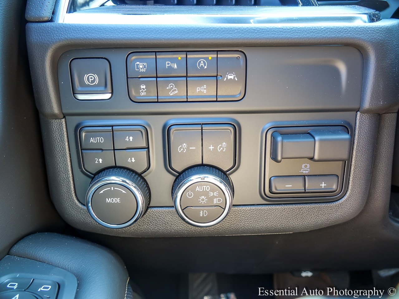 2025 Chevrolet Suburban Premier - Photo 53