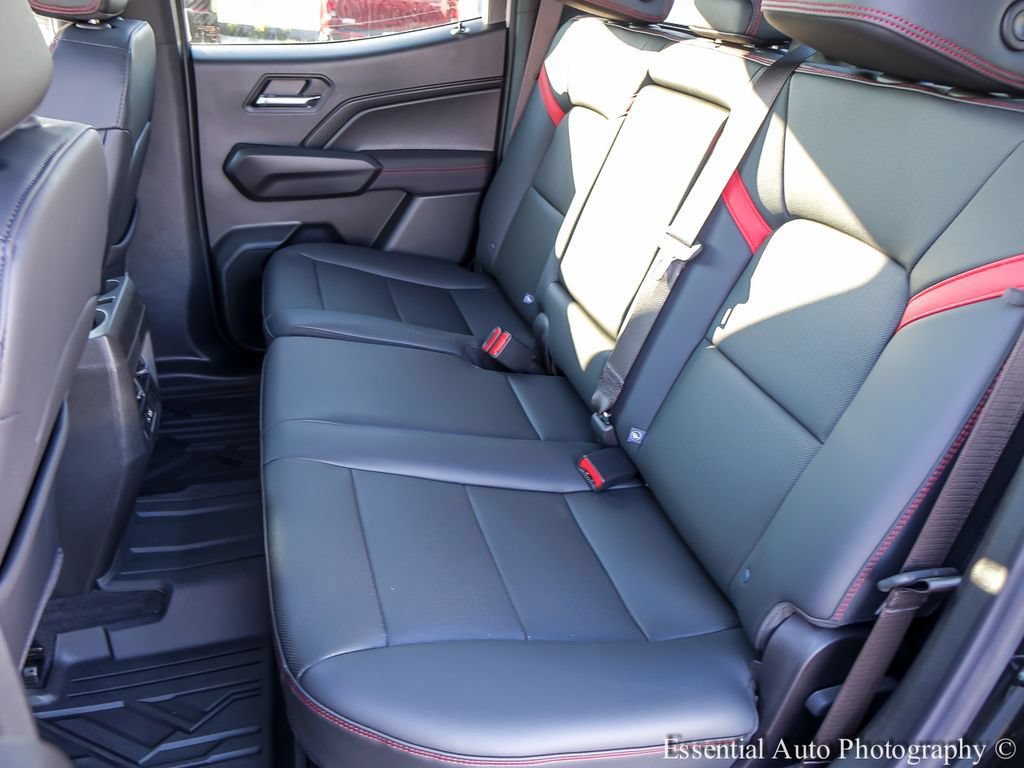 2026 Chevrolet Colorado Z71 - Photo 14