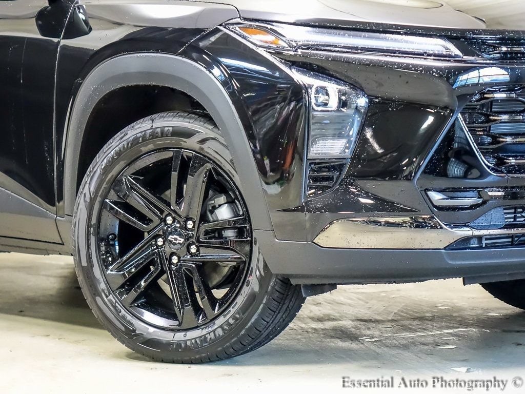 2026 Chevrolet Trax Activ - Photo 3