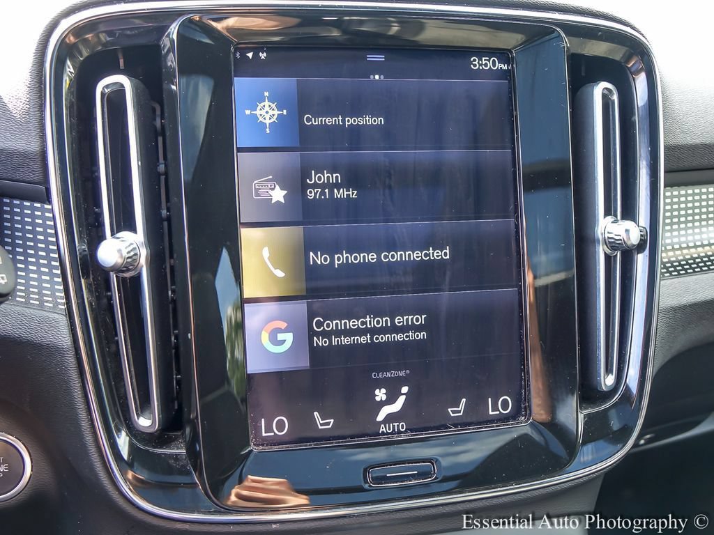 2021 Volvo XC40 R-Design - Photo 17