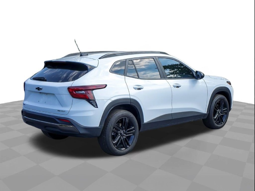 2025 Chevrolet Trax Activ - Photo 9