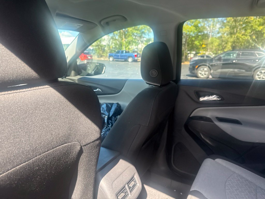 2022 Chevrolet Equinox LS - Photo 25