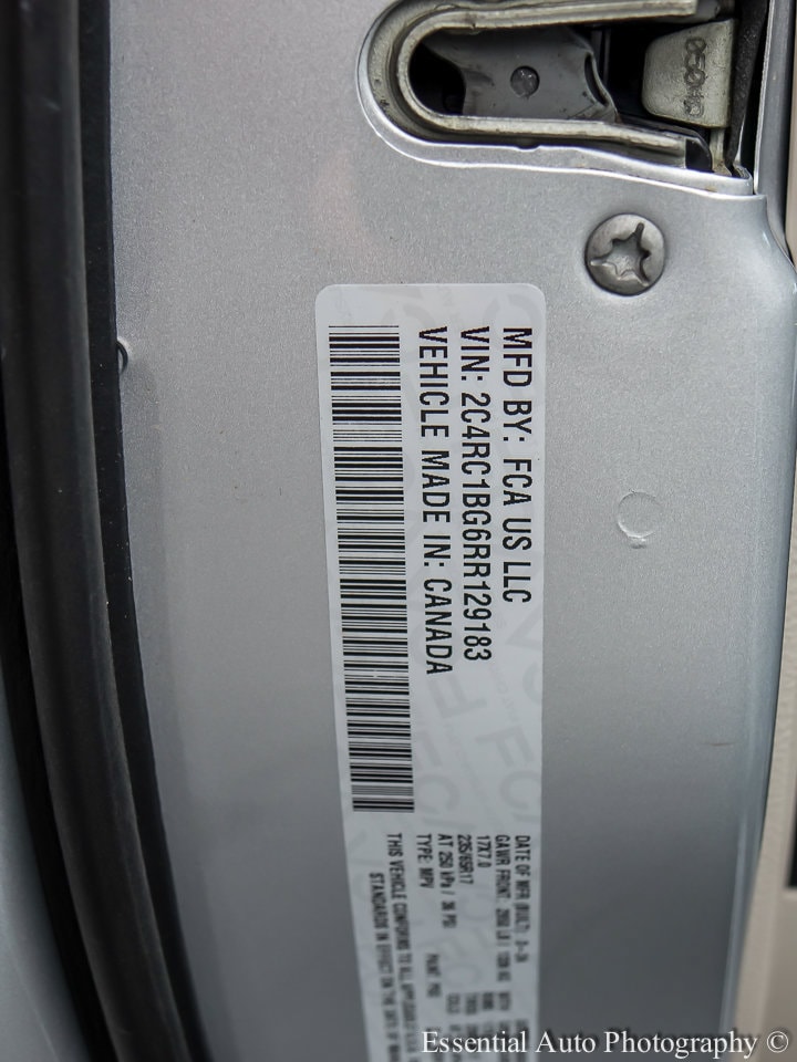 2024 Chrysler Pacifica Touring L - Photo 26