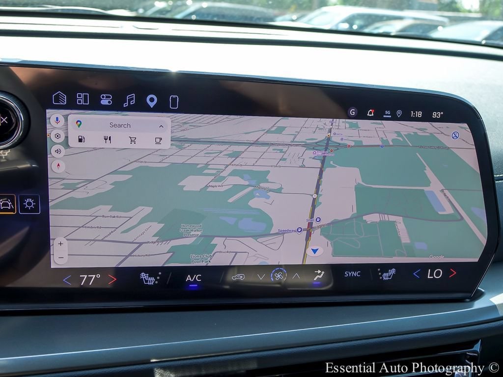 2027 Chevrolet Traverse LT - Photo 18
