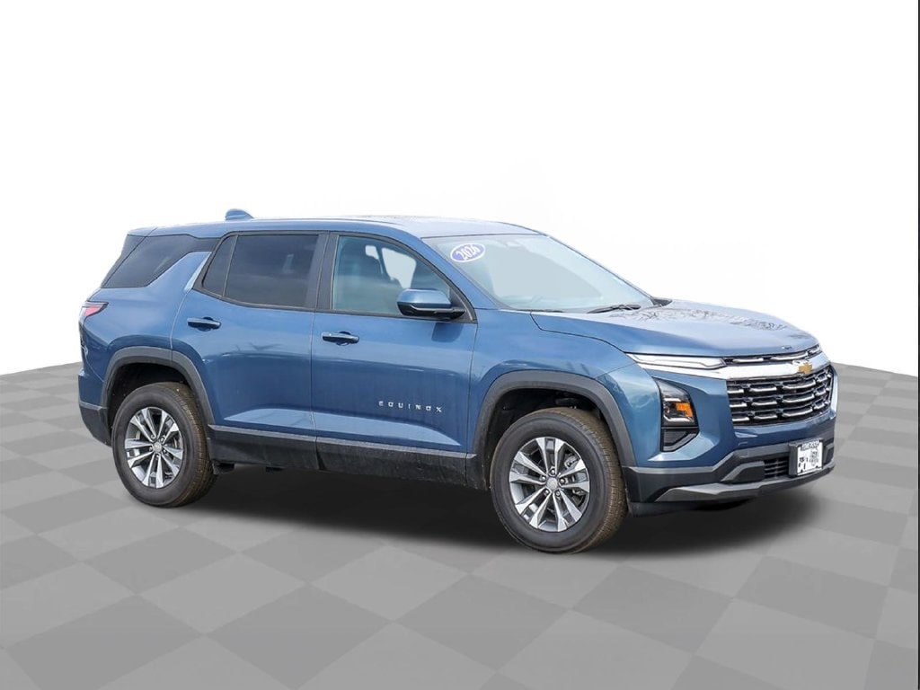 2026 Chevrolet Equinox LT - Photo 11