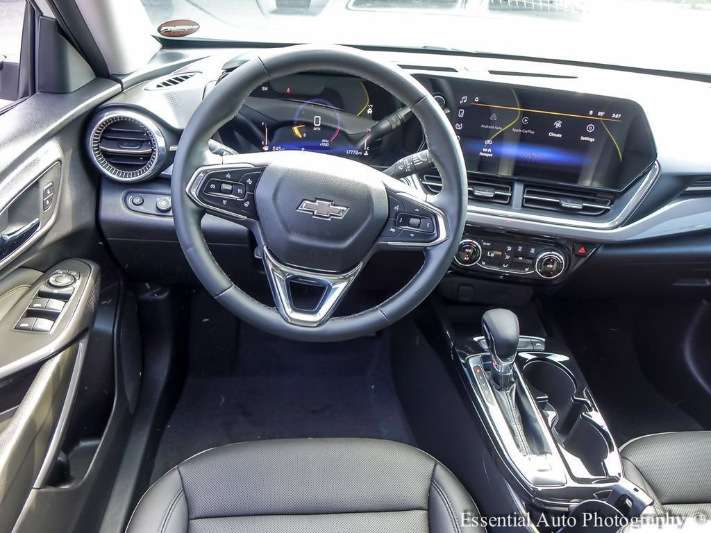 2025 Chevrolet Trax Activ - Photo 14
