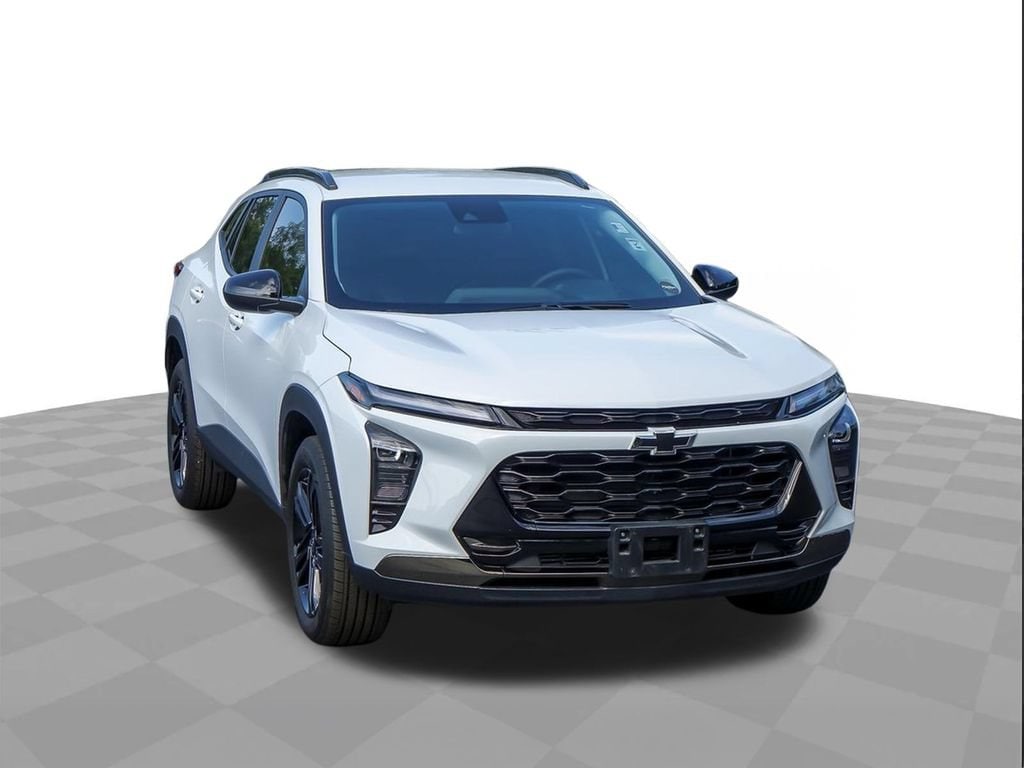 Used 2025 Chevrolet Trax Activ SUV
