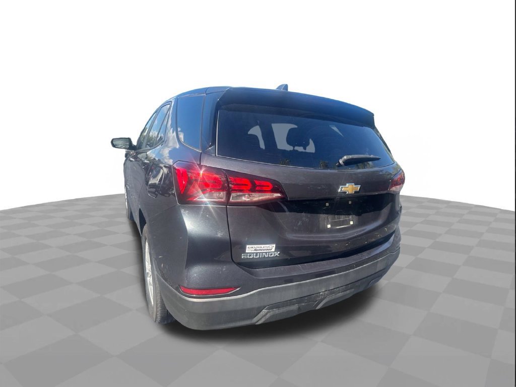 2022 Chevrolet Equinox LS - Photo 12