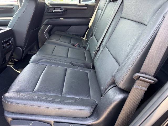 2025 Chevrolet Tahoe LT - Photo 13