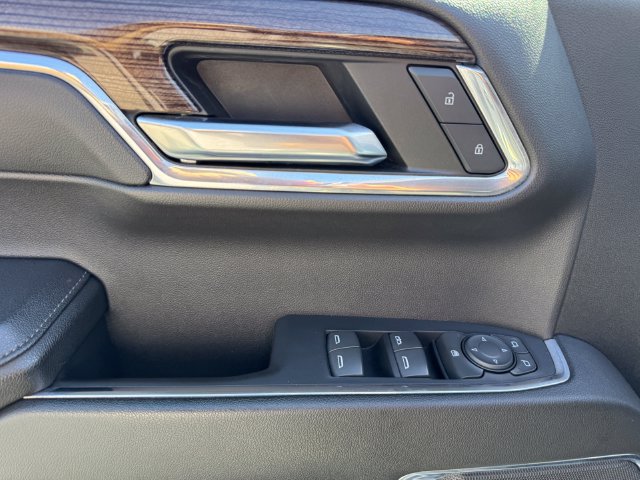 2023 Chevrolet Silverado 1500 LT - Photo 17