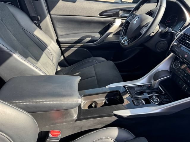 2025 Mitsubishi Eclipse Cross SE - Photo 6