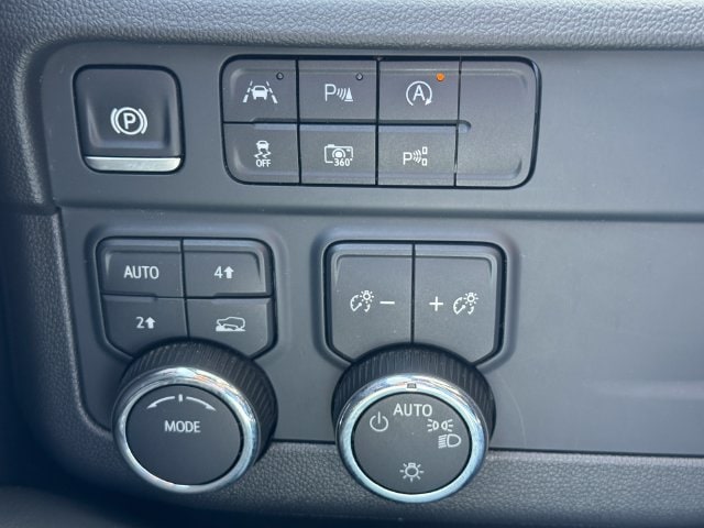 2025 Chevrolet Tahoe LT - Photo 22