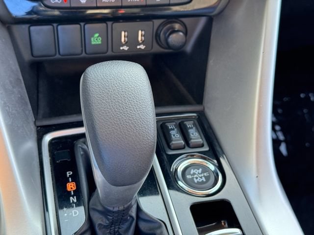2025 Mitsubishi Eclipse Cross SE - Photo 16