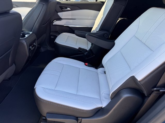 2026 Chevrolet Traverse High Country - Photo 14