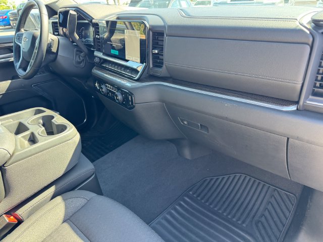 2023 Chevrolet Silverado 1500 LT - Photo 6