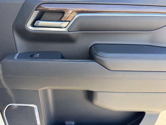 2023 Chevrolet Silverado 1500 LT - Photo 10