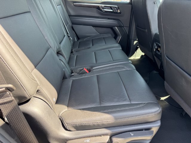 2025 Chevrolet Tahoe LT - Photo 10