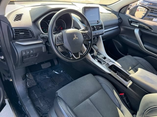 2025 Mitsubishi Eclipse Cross SE - Photo 11