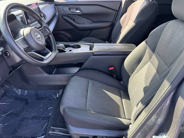 2024 Nissan Rogue SV - Photo 13