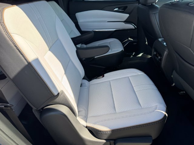 2026 Chevrolet Traverse High Country - Photo 9