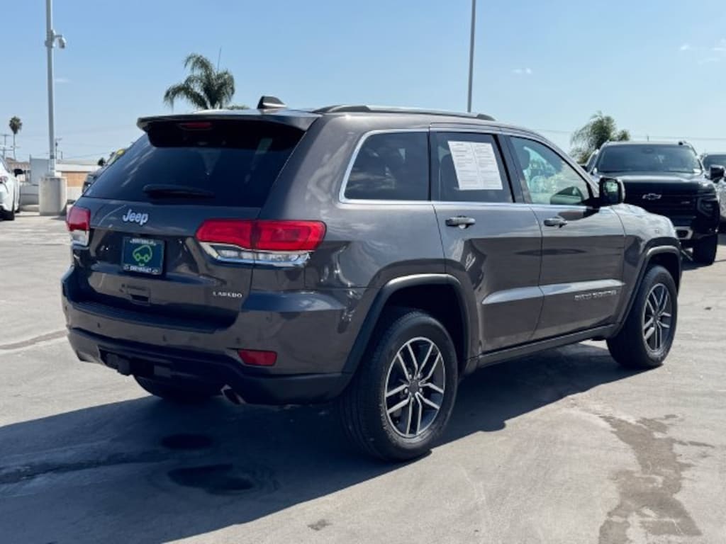 Used 2019 Jeep Grand Cherokee Laredo E 4x2 SUV