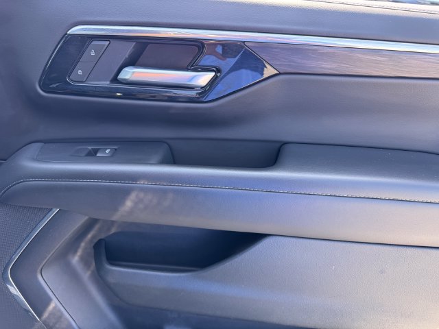 2025 Chevrolet Tahoe LT - Photo 8
