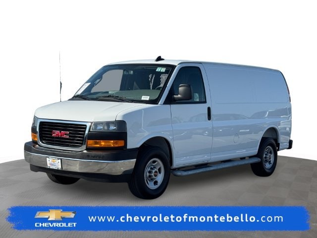 2025 GMC Savana Cargo Van