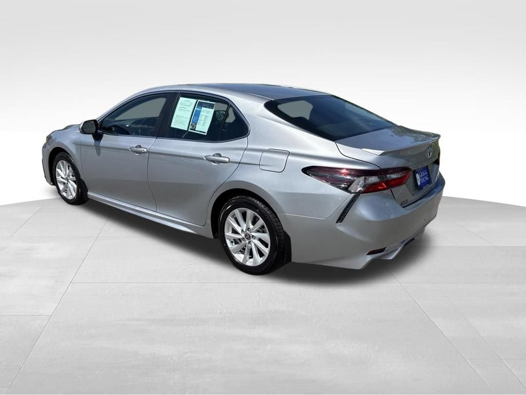 Used 2024 Toyota Camry SE