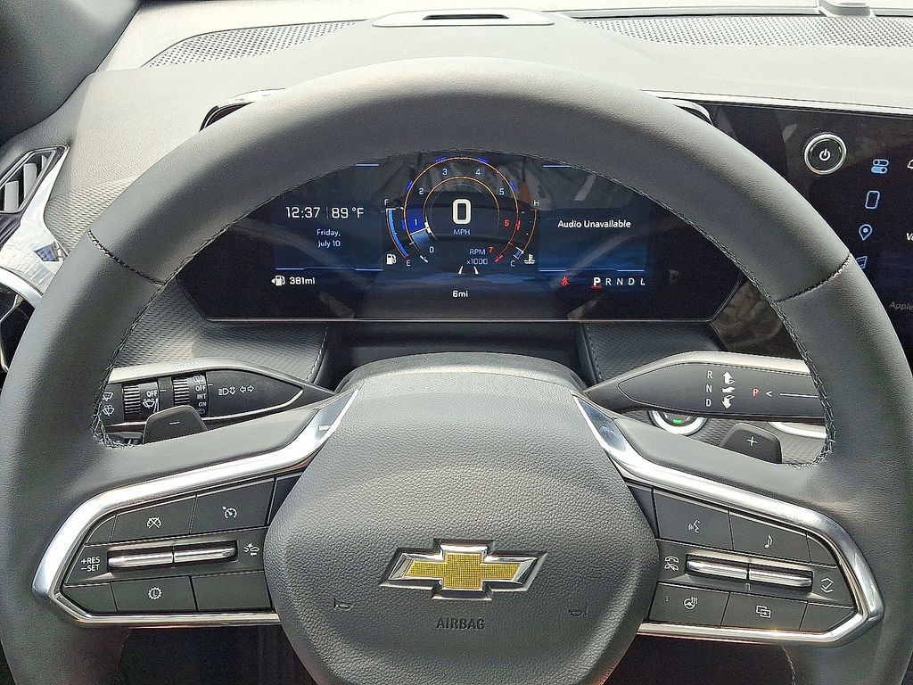 2027 Chevrolet Equinox LT - Photo 6