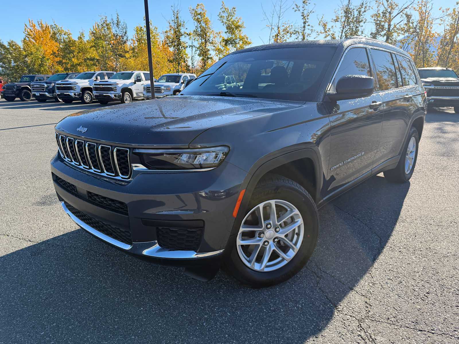 2025 Jeep Grand Cherokee L Laredo