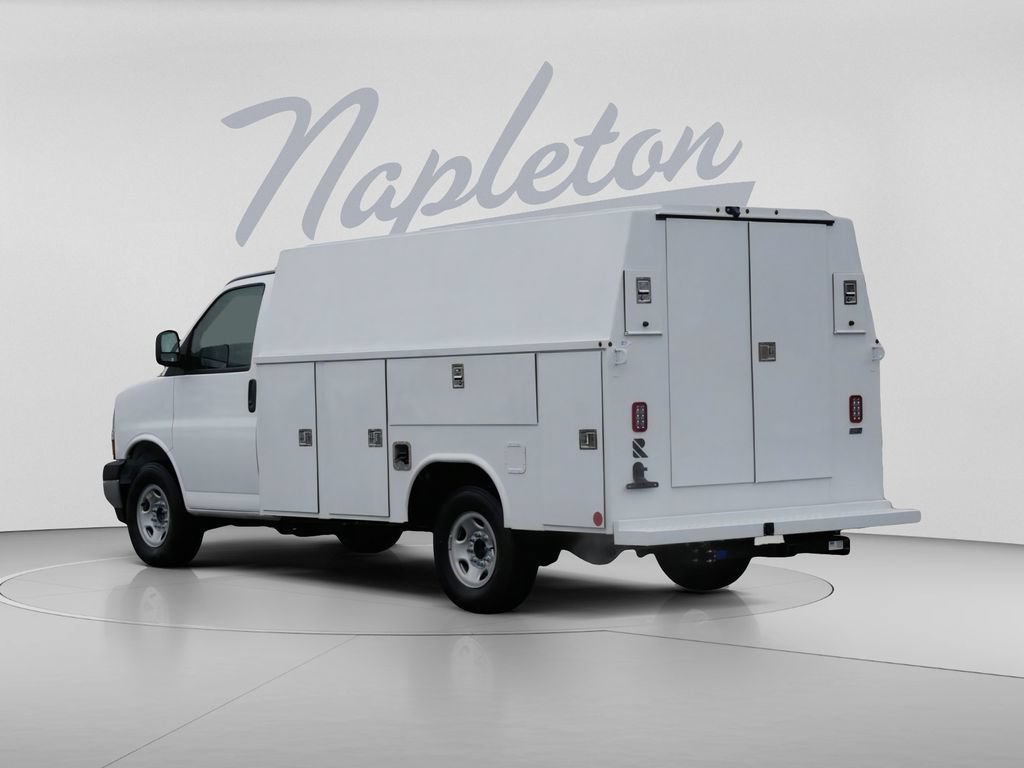 New 2026 Chevrolet Express Cutaway 3500 1WT Cutaway Van