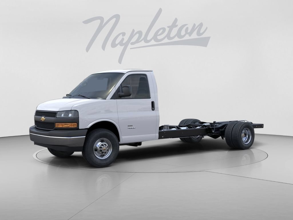New 2026 Chevrolet Express Cutaway 4500 2WT Cutaway Van
