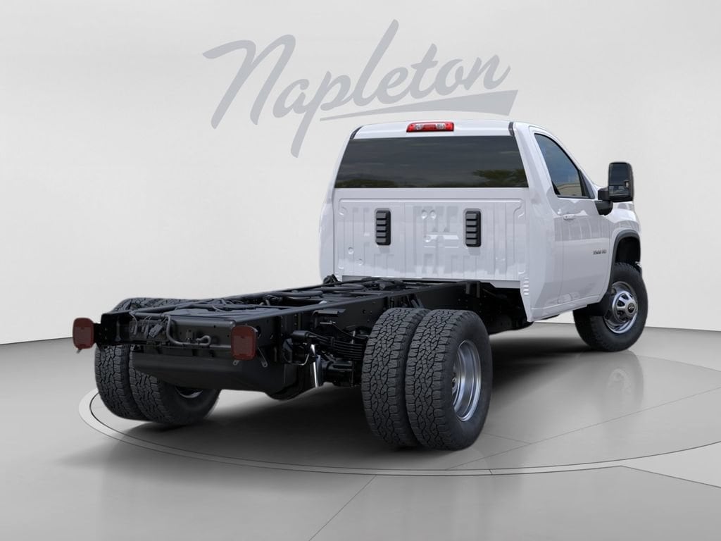 New 2026 Chevrolet Silverado 3500 HD Chassis Cab Work Truck Truck