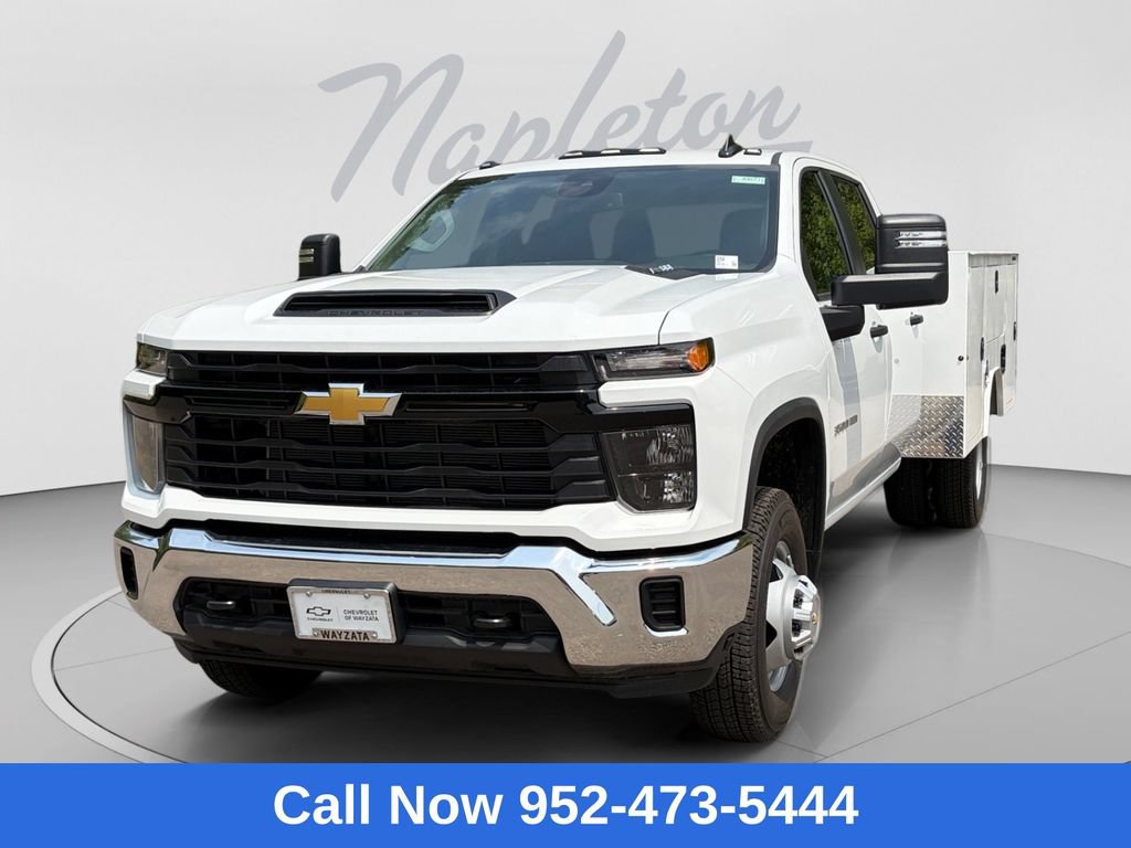  Chevrolet Silverado 3500 HD Chassis Cab