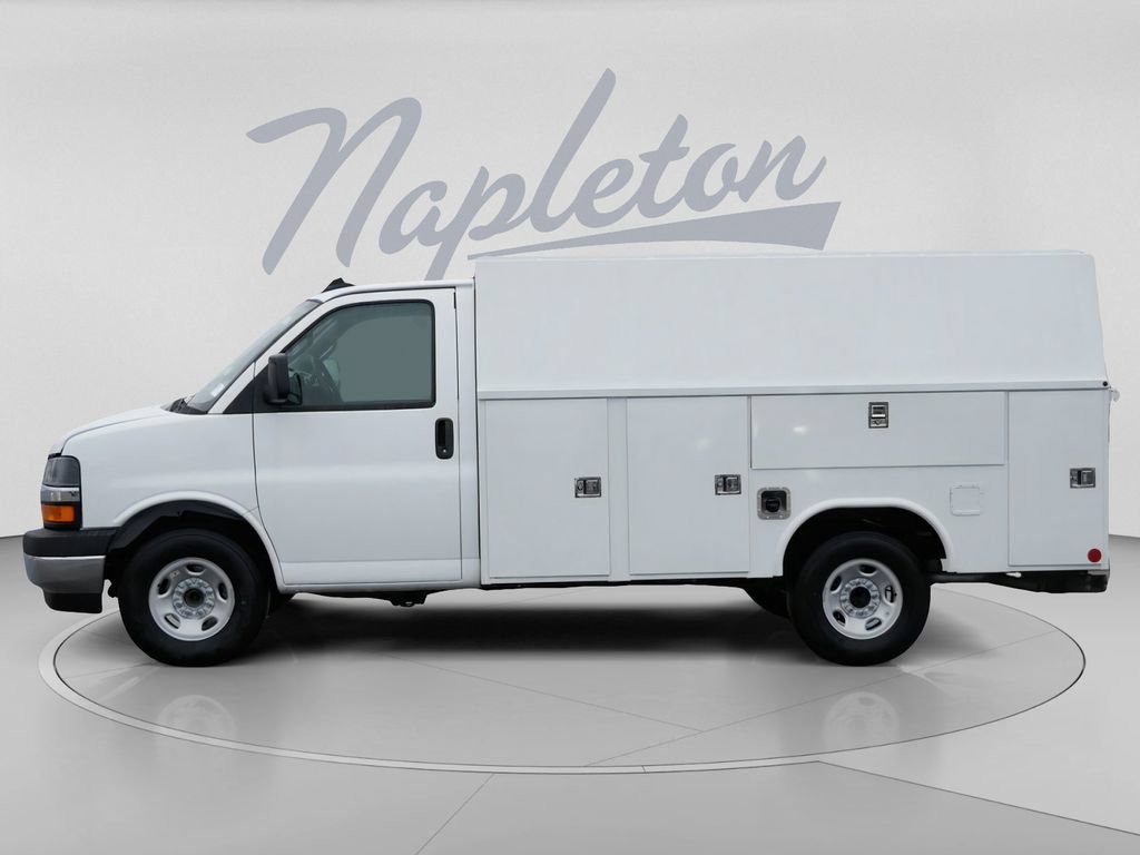 New 2026 Chevrolet Express Cutaway 3500 1WT Cutaway Van