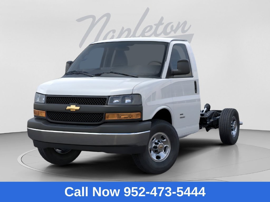 2026 Chevrolet Express Cutaway