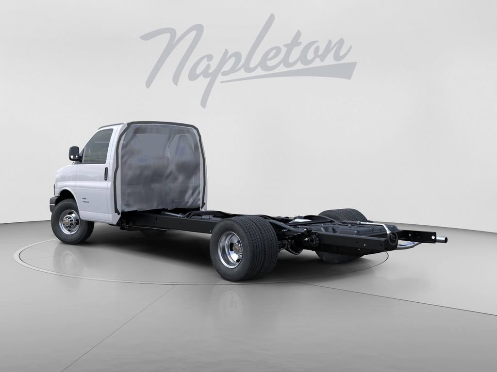 New 2026 Chevrolet Express Cutaway 4500 2WT Cutaway Van
