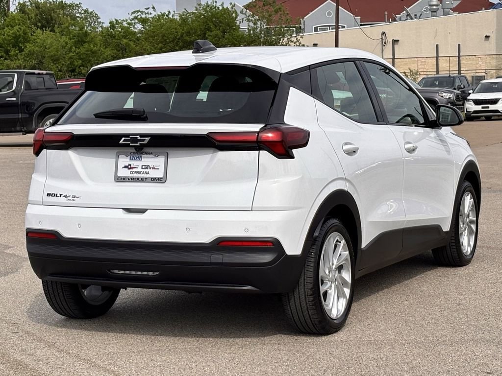 New 2027 Chevrolet Bolt LT SUV