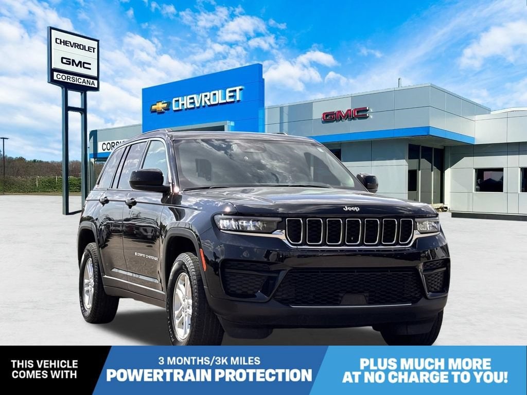 Used 2025 Jeep Grand Cherokee Laredo 4x4 SUV