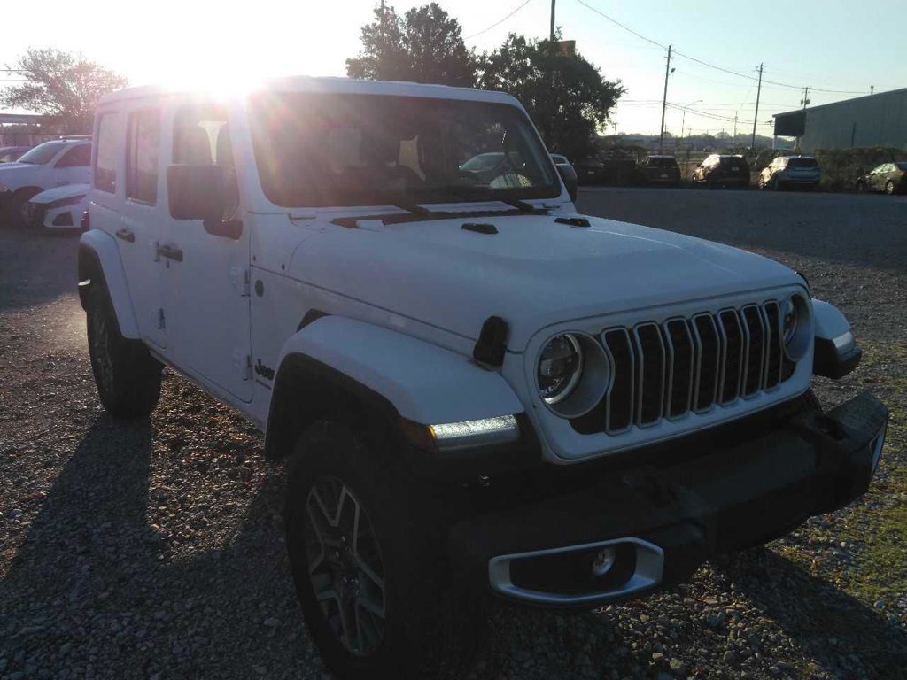 2025 Jeep Wrangler 4-Door Sahara