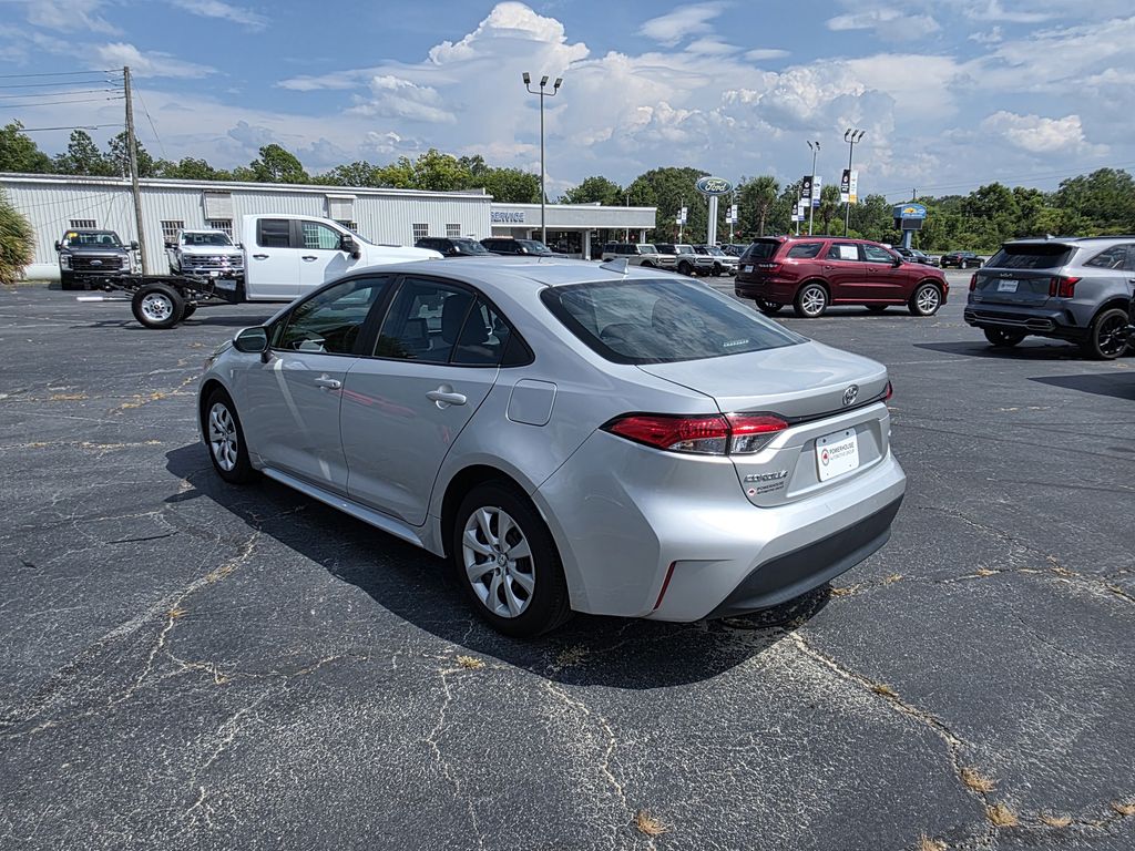 Used 2024 Toyota Corolla LE Sedan