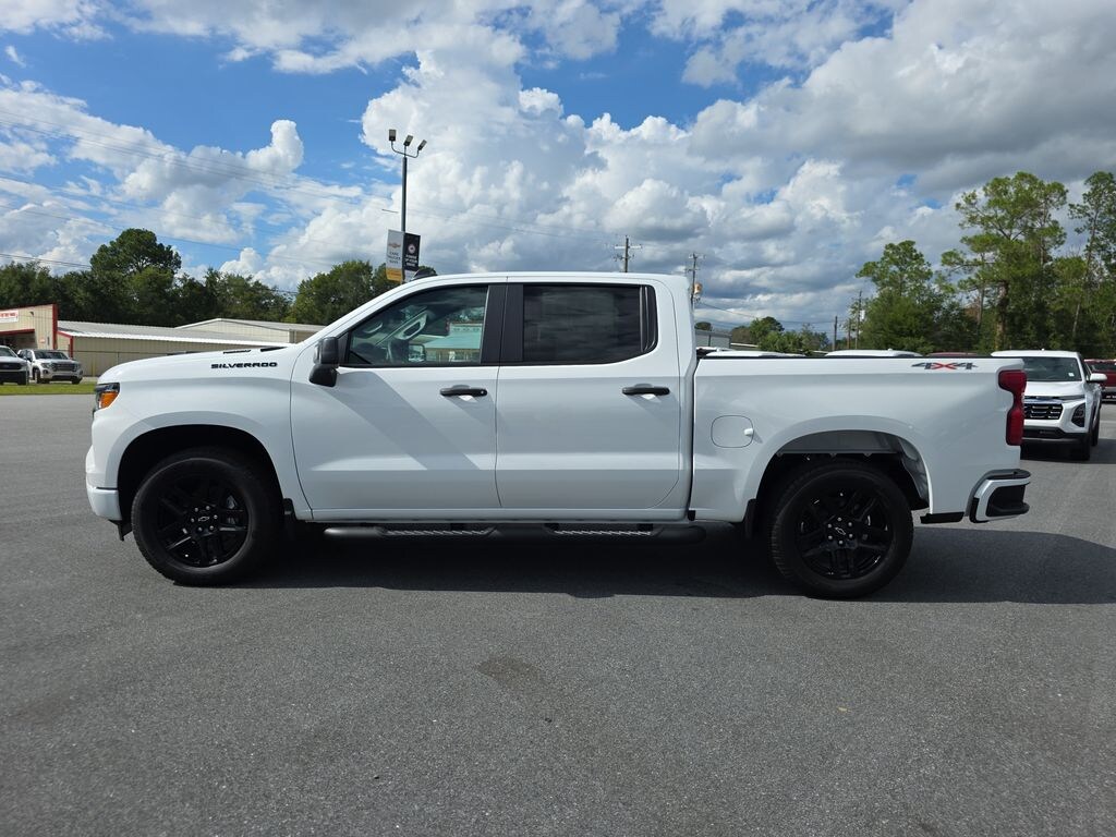 New 2026 Chevrolet Silverado 1500 Custom Truck