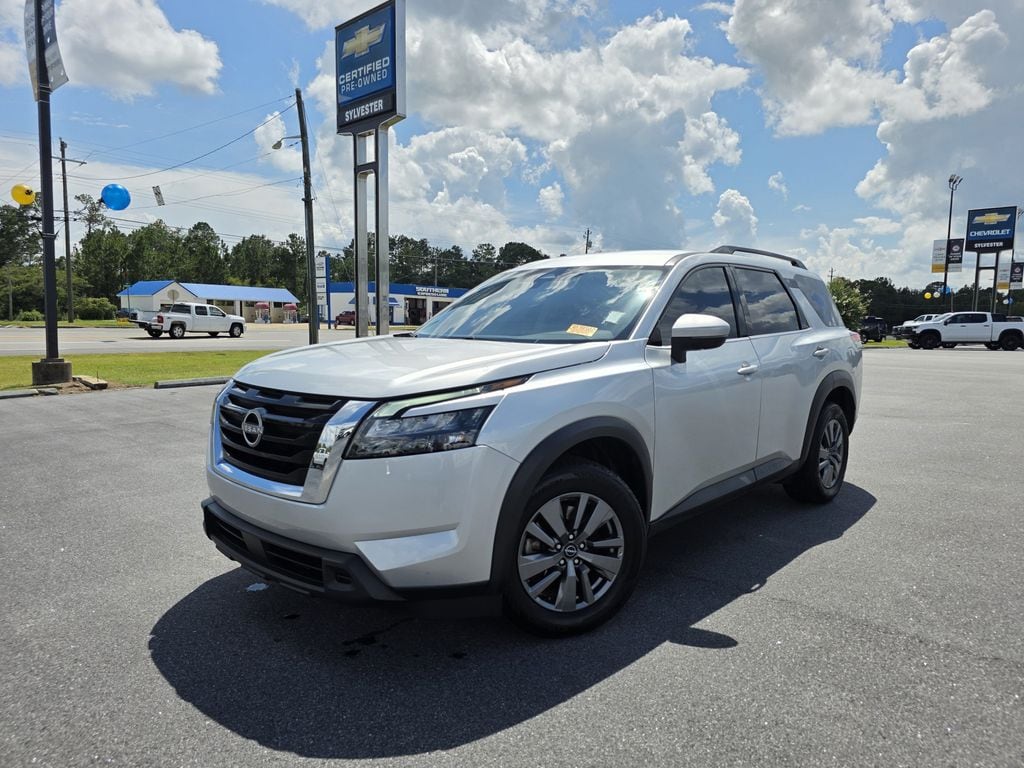 Used 2024 Nissan Pathfinder SV SUV
