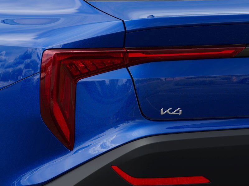 2025 Kia K4 LXS - Photo 11
