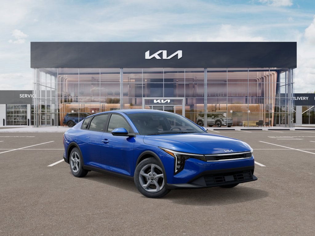 2025 Kia K4 LXS - Photo 8