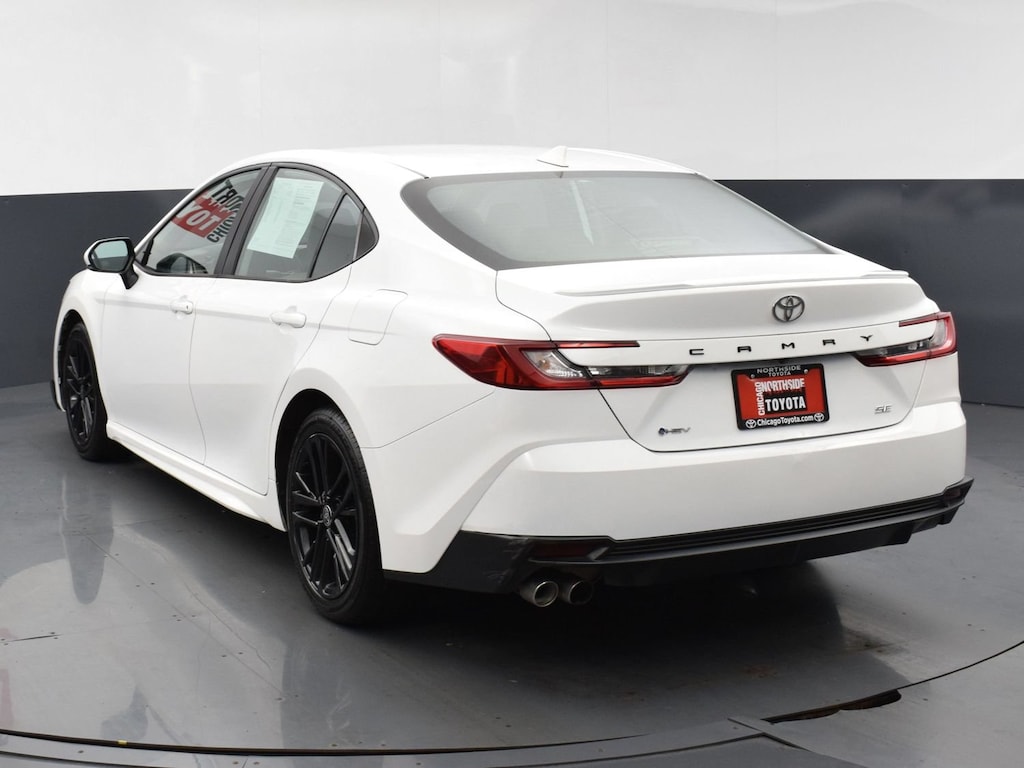 Used 2025 Toyota Camry SE Car