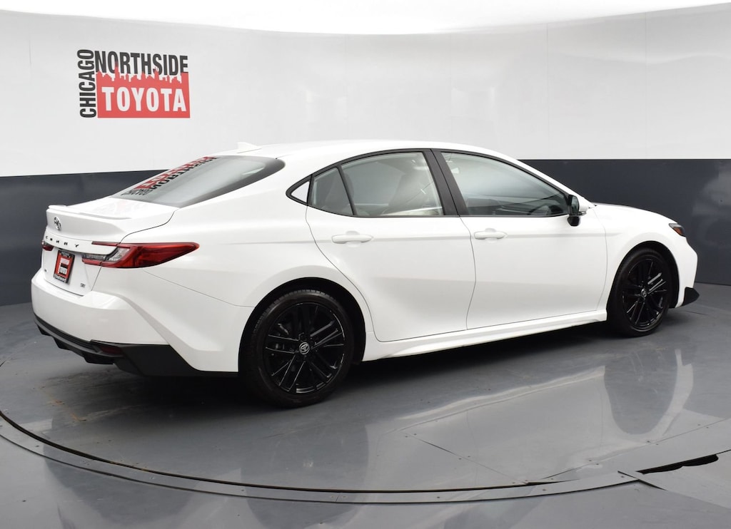 Used 2025 Toyota Camry SE Car