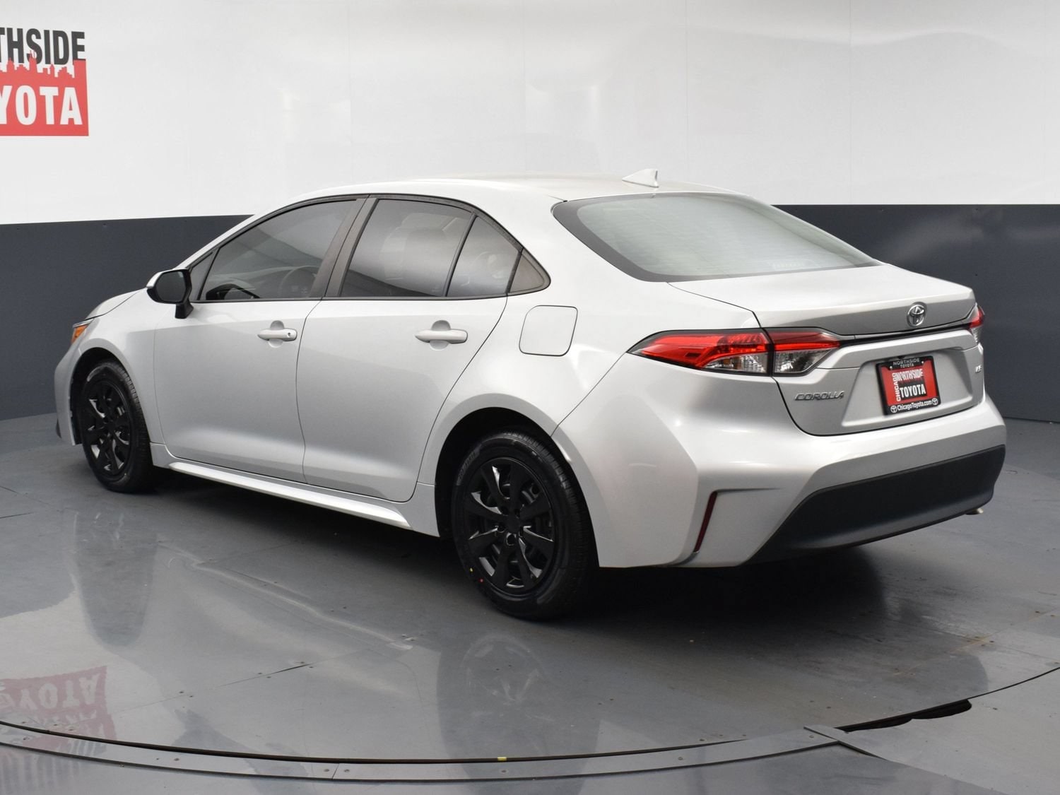 2023 Toyota Corolla LE - Photo 3