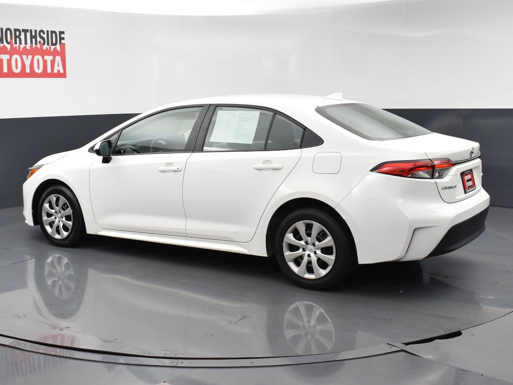 Used 2025 Toyota Corolla LE Car