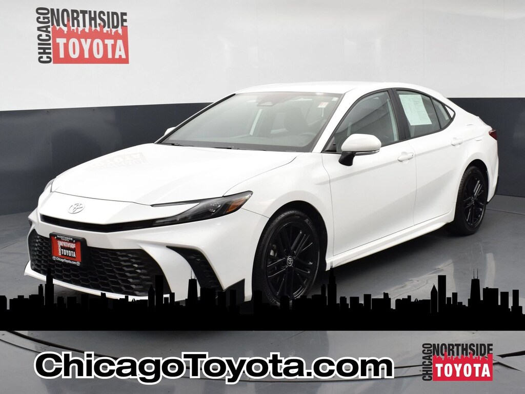Used 2025 Toyota Camry SE Car